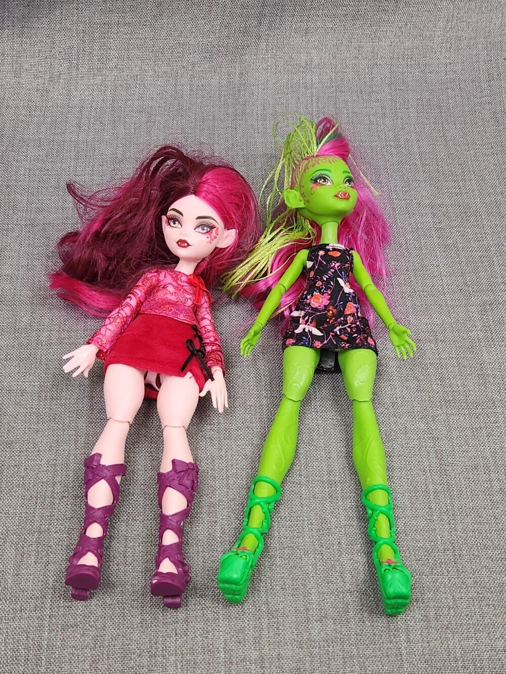 Monster High Draculaura & Venus McFlytrap Dolls